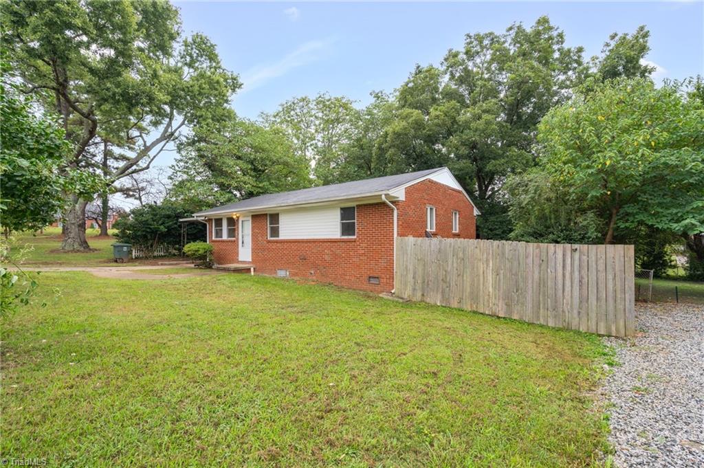 3803 Halifax Road Greensboro, NC 27407 - Photo 3 of 23 Gallery Image 3