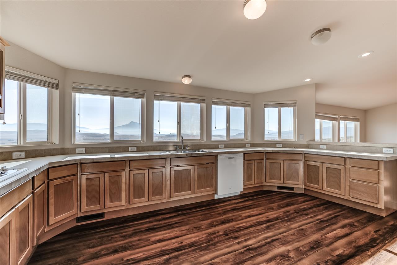 5401 Ager Road Montague, CA 96064 - Photo 3 of 25 Gallery Image 3