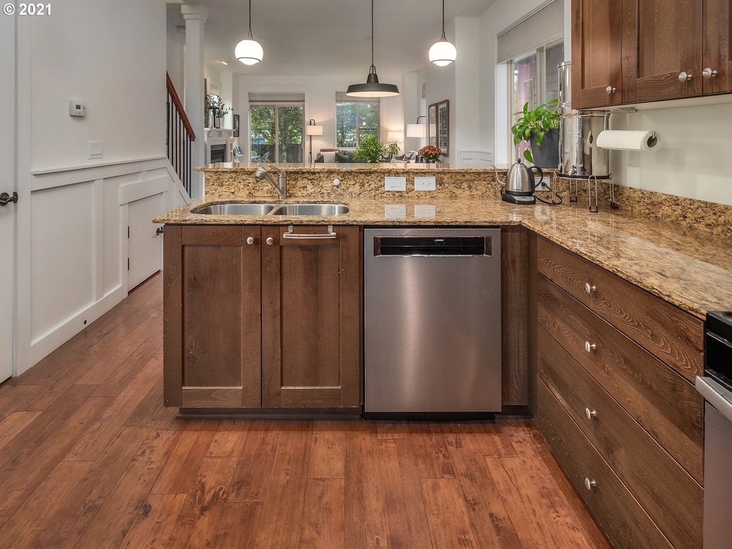 4430 Northeast 77th Avenue Portland, OR 97218 - Photo 12 of 31