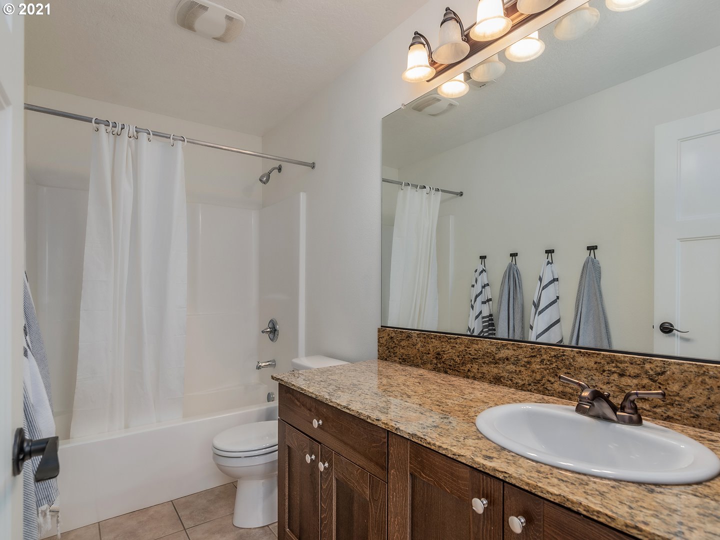 4430 Northeast 77th Avenue Portland, OR 97218 - Photo 22 of 31