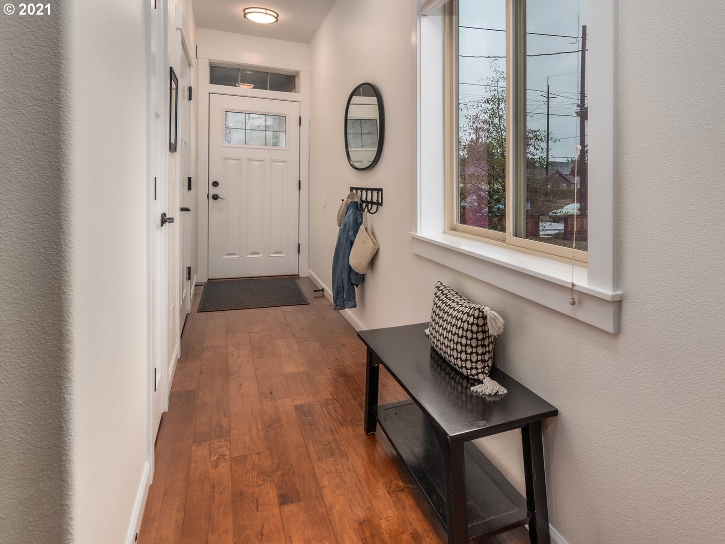 4430 Northeast 77th Avenue Portland, OR 97218 - Photo 4 of 31