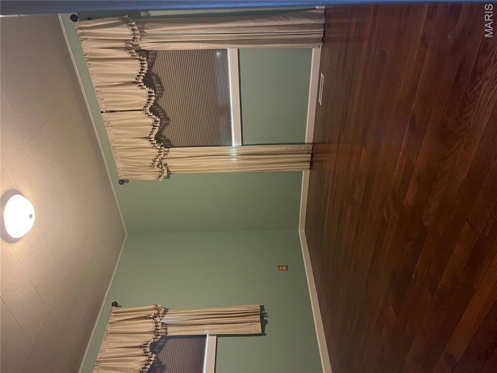 6428 Kathy Drive High Ridge, MO 63049 - Photo 11 of 37