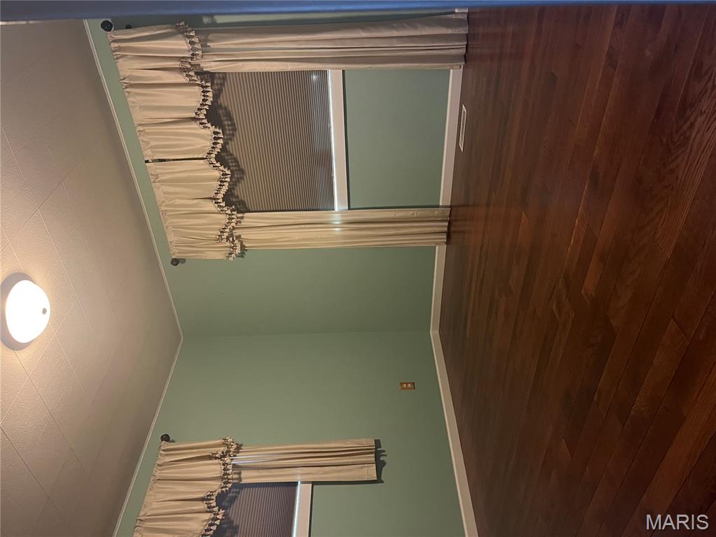 6428 Kathy Drive High Ridge, MO 63049 - Photo 11 of 37