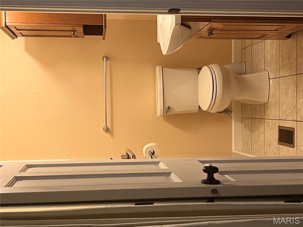 6428 Kathy Drive High Ridge, MO 63049 - Photo 13 of 37