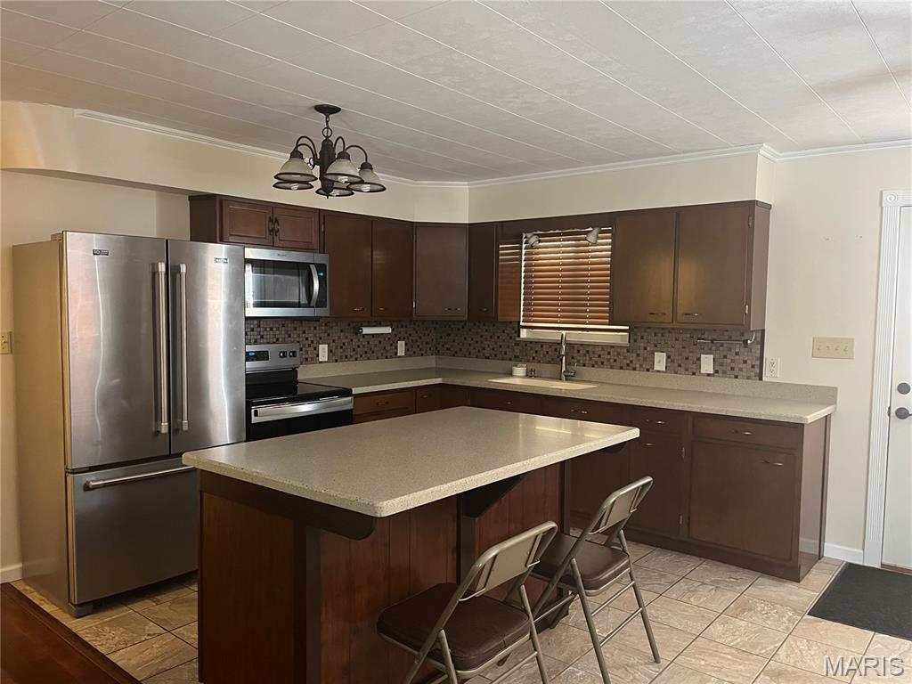 6428 Kathy Drive High Ridge, MO 63049 - Photo 5 of 37