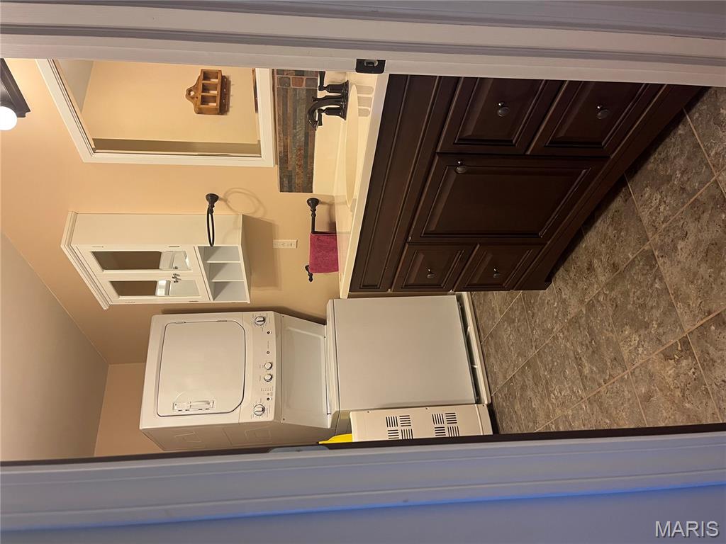 6428 Kathy Drive High Ridge, MO 63049 - Photo 9 of 37