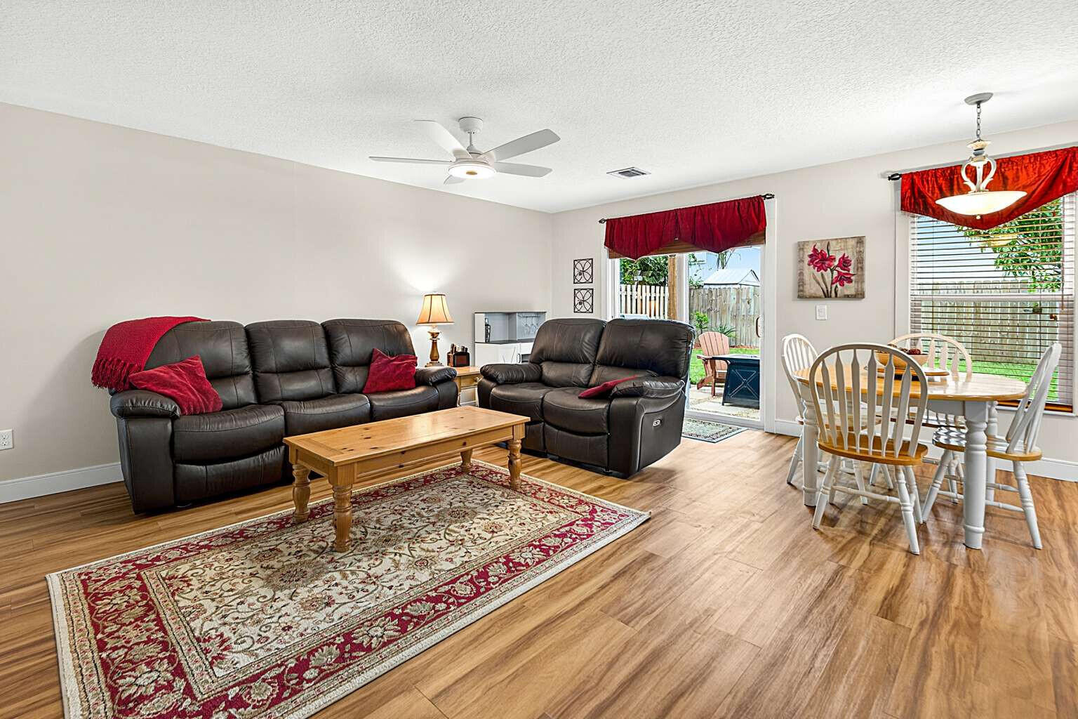 6211 Drake Street Jupiter, FL 33458 - Photo 9 of 39 009_Allen.9