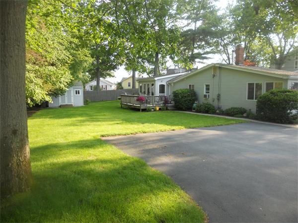 251 Killdeer Road Webster, MA 01570 - Photo 2 of 30 Gallery Image 2