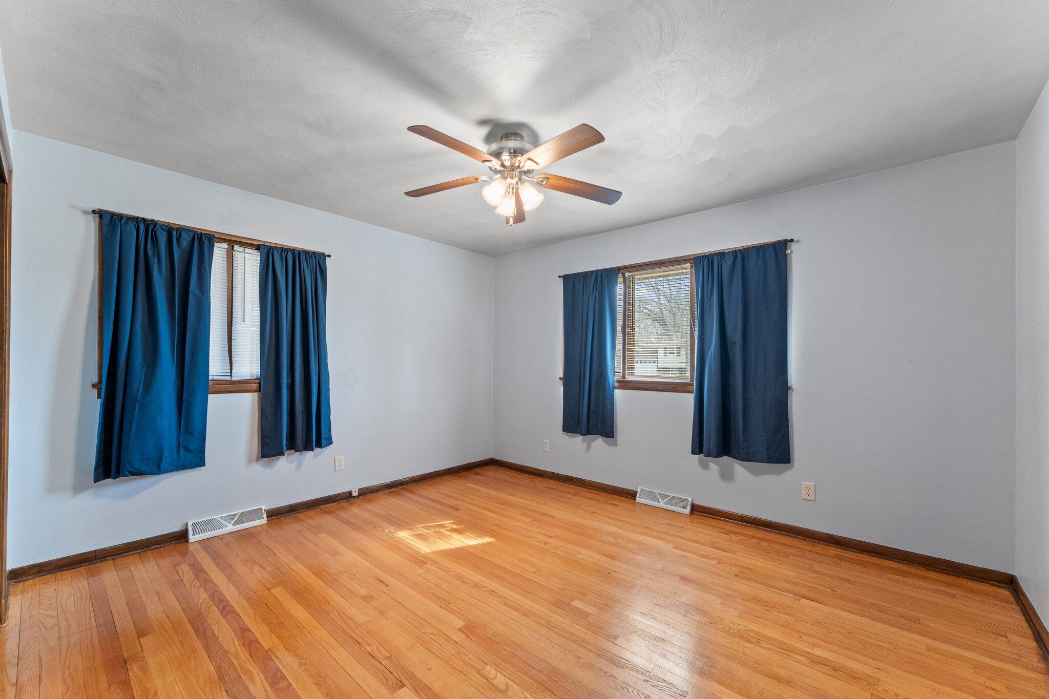 6460 Old Porter Road Portage, IN 46368 - Photo 16 of 43 2048x1365