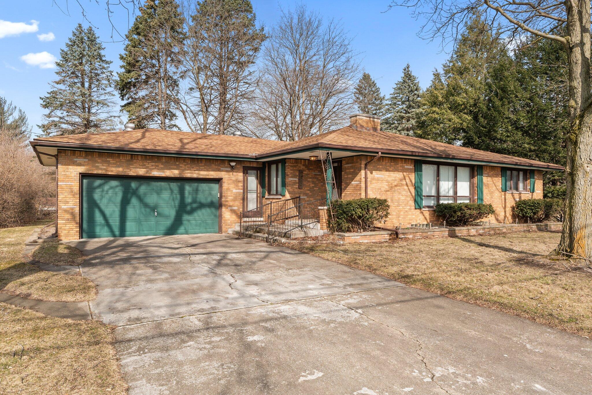 6460 Old Porter Road Portage, IN 46368 - Photo 2 of 43 2048x1365