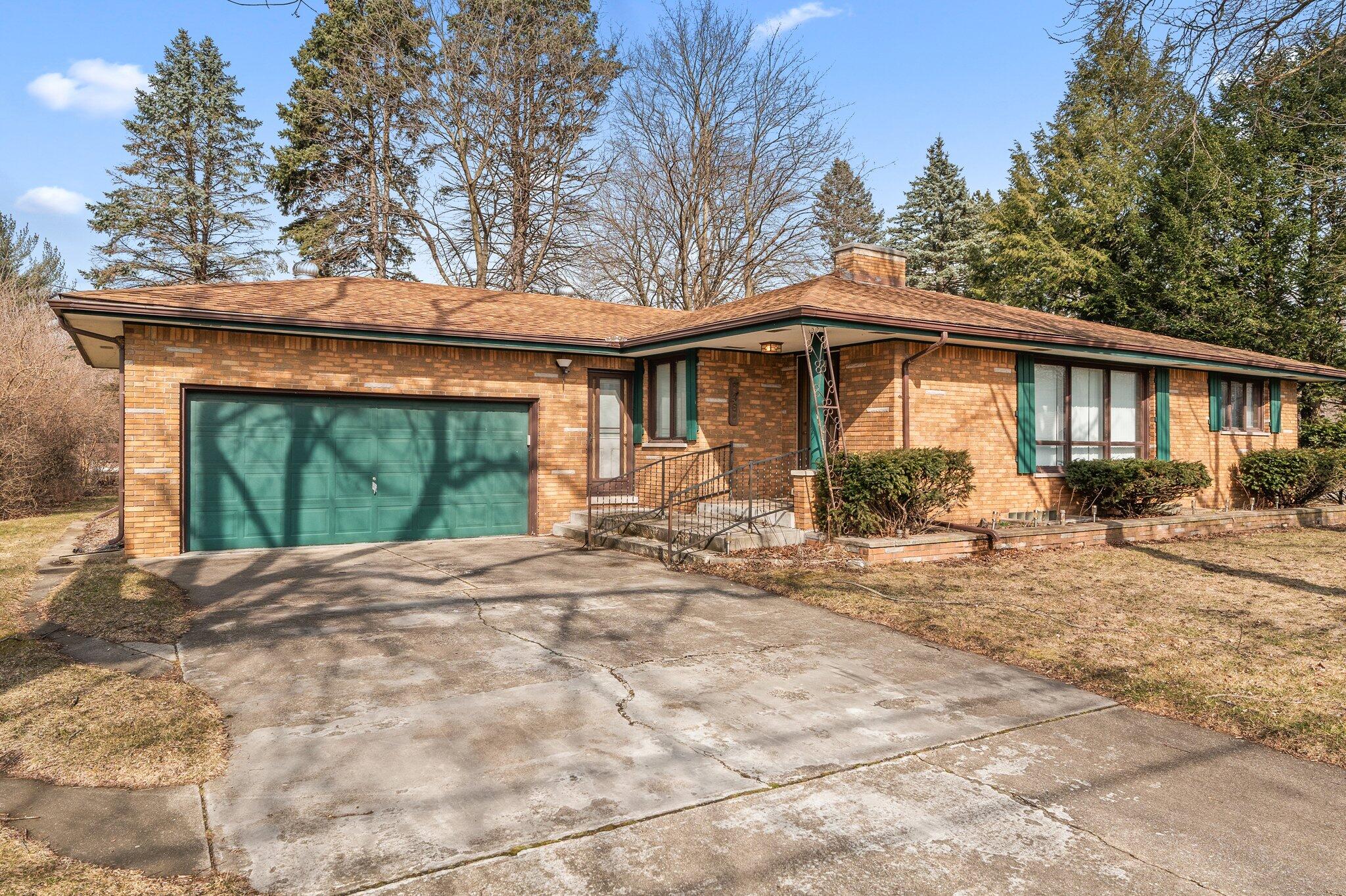 6460 Old Porter Road Portage, IN 46368 - Photo 3 of 43 2048x1365