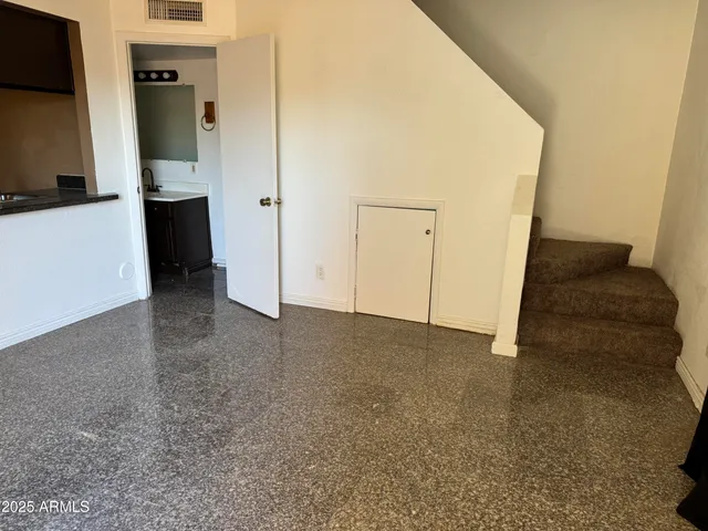 $900 | 6302 North 64th Drive, Unit 22, Glendale, AZ 85301