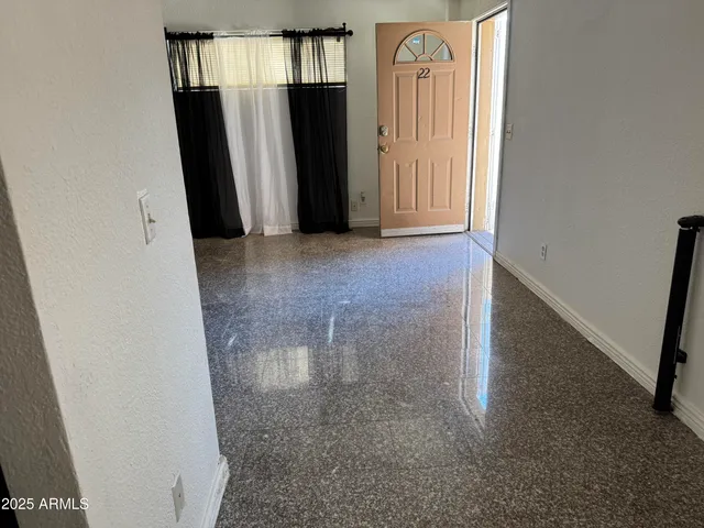 $900 | 6302 North 64th Drive, Unit 22, Glendale, AZ 85301