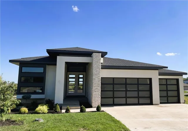$1,049,000 | 22659 West 87th Street, Lenexa, KS 66227