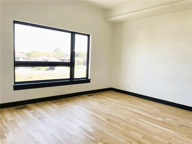 $1,049,000 | 22659 West 87th Street, Lenexa, KS 66227