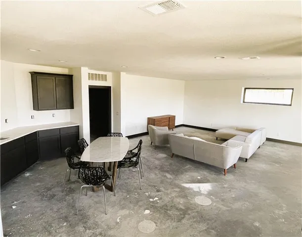 $1,049,000 | 22659 West 87th Street, Lenexa, KS 66227