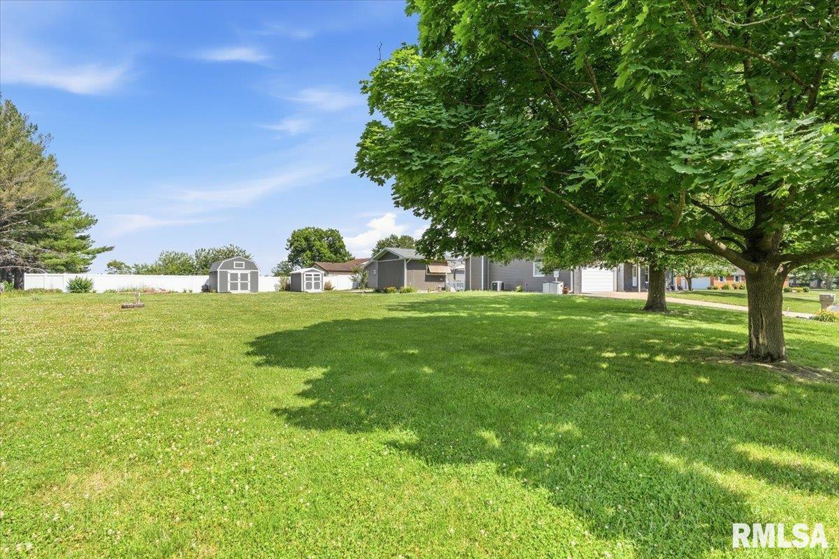 26 Wind Cave Drive Springfield, IL 62712 - Photo 4 of 37