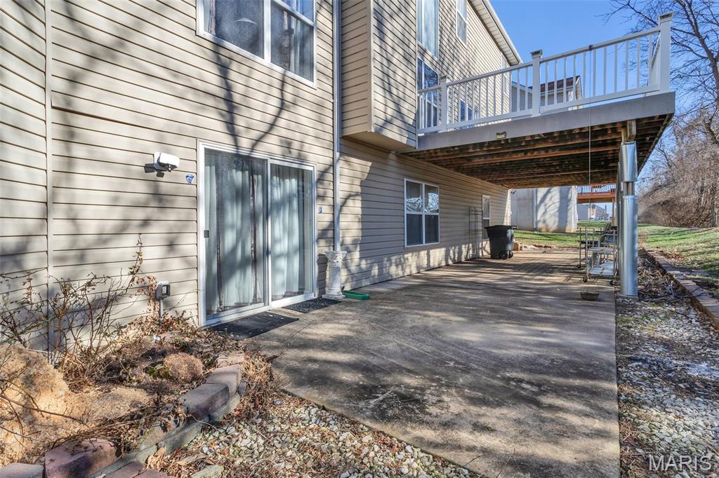 4036 Portland Ridge Drive Florissant, MO 63034 - Photo 5 of 38