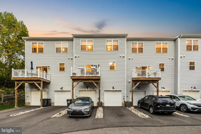 $499,999 | 958 Skylar Court, Phoenixville, PA 19460