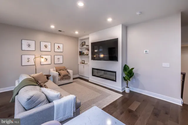 $499,999 | 958 Skylar Court, Phoenixville, PA 19460