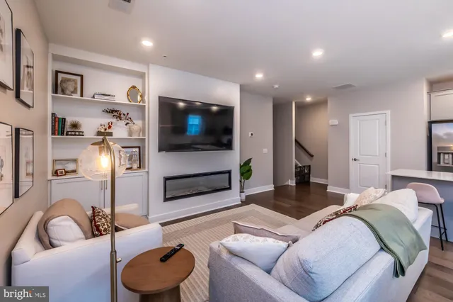 $499,999 | 958 Skylar Court, Phoenixville, PA 19460