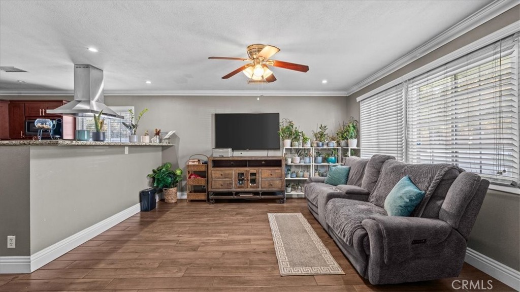 8715 Lurline Street Rancho Cucamonga, CA 91701 - Photo 7 of 41