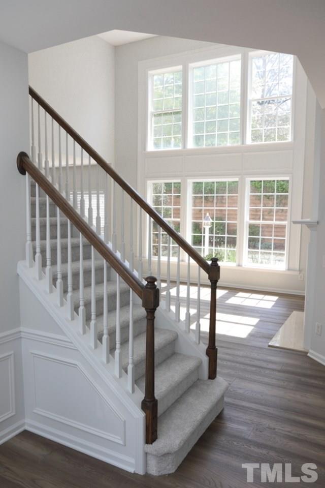 7576 Silver View Lane Raleigh, NC 27613 - Photo 2 of 23