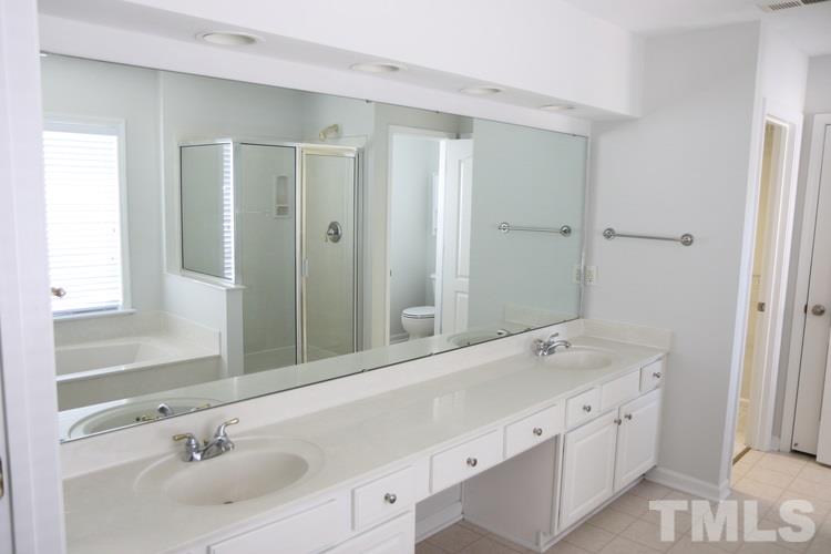 7576 Silver View Lane Raleigh, NC 27613 - Photo 14 of 23