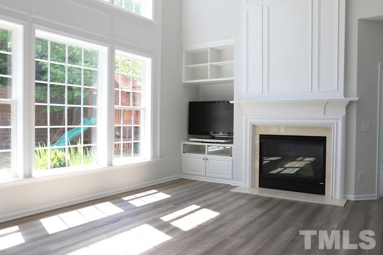 7576 Silver View Lane Raleigh, NC 27613 - Photo 4 of 23