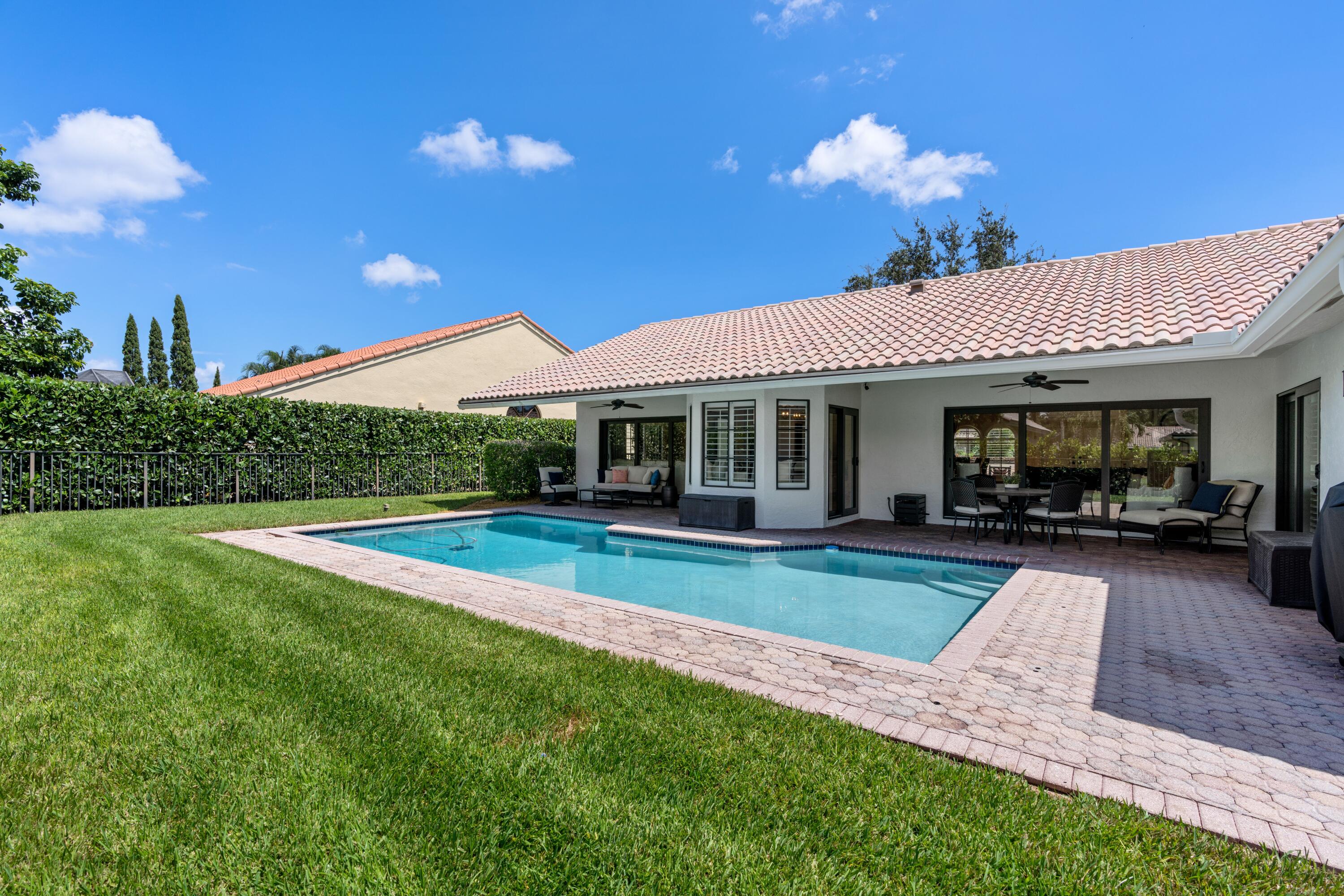 2721 Northwest 28th Terrace Boca Raton, FL 33434 - Photo 35 of 41 Pool2Full