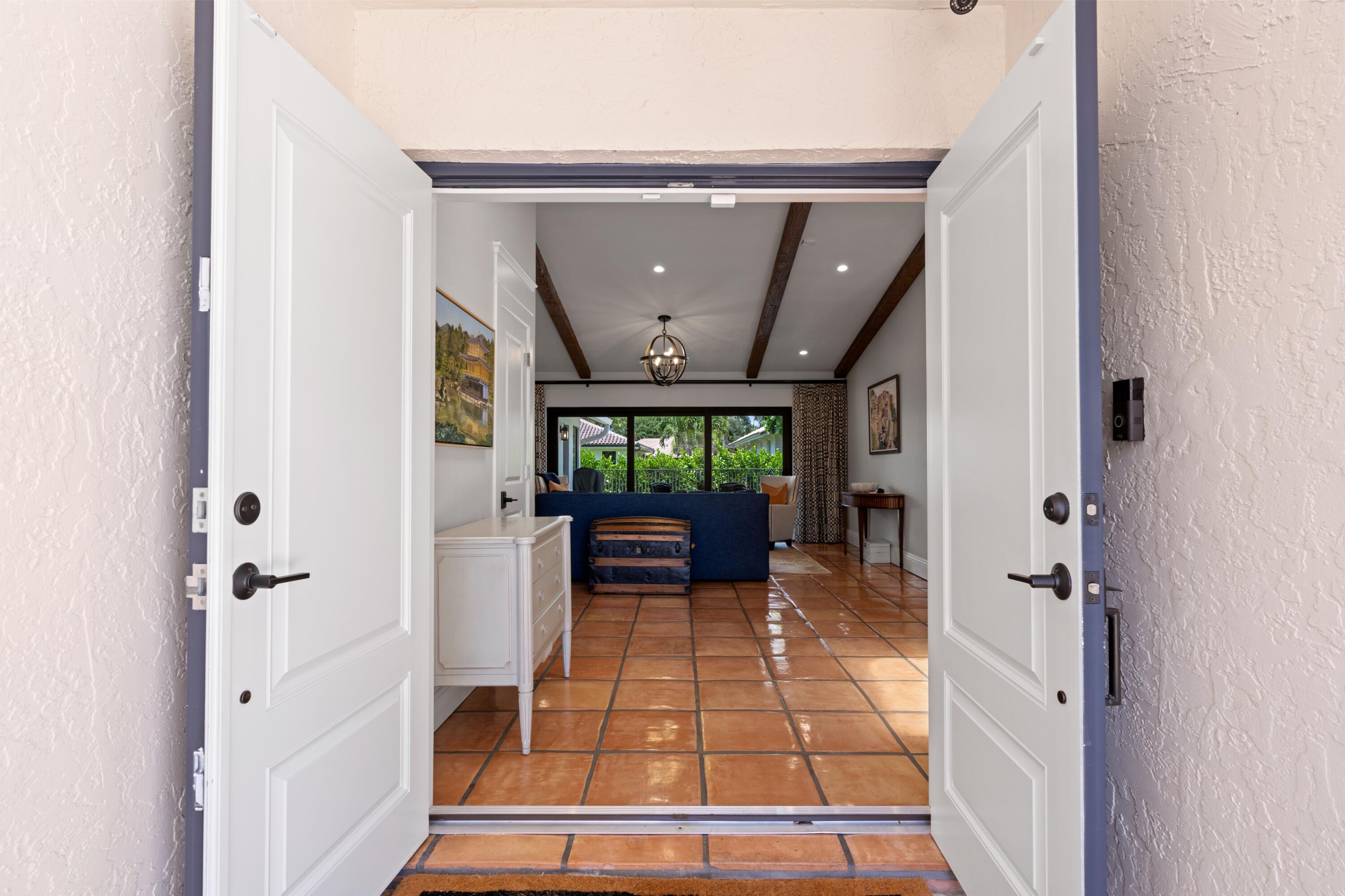 2721 Northwest 28th Terrace Boca Raton, FL 33434 - Photo 6 of 41 FrontDoor