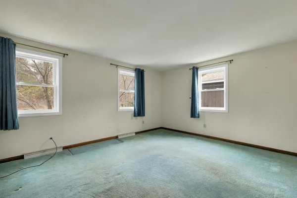 $435,000 | 306 Portsmouth Street, Concord, NH 03301