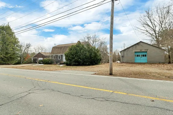 $435,000 | 306 Portsmouth Street, Concord, NH 03301