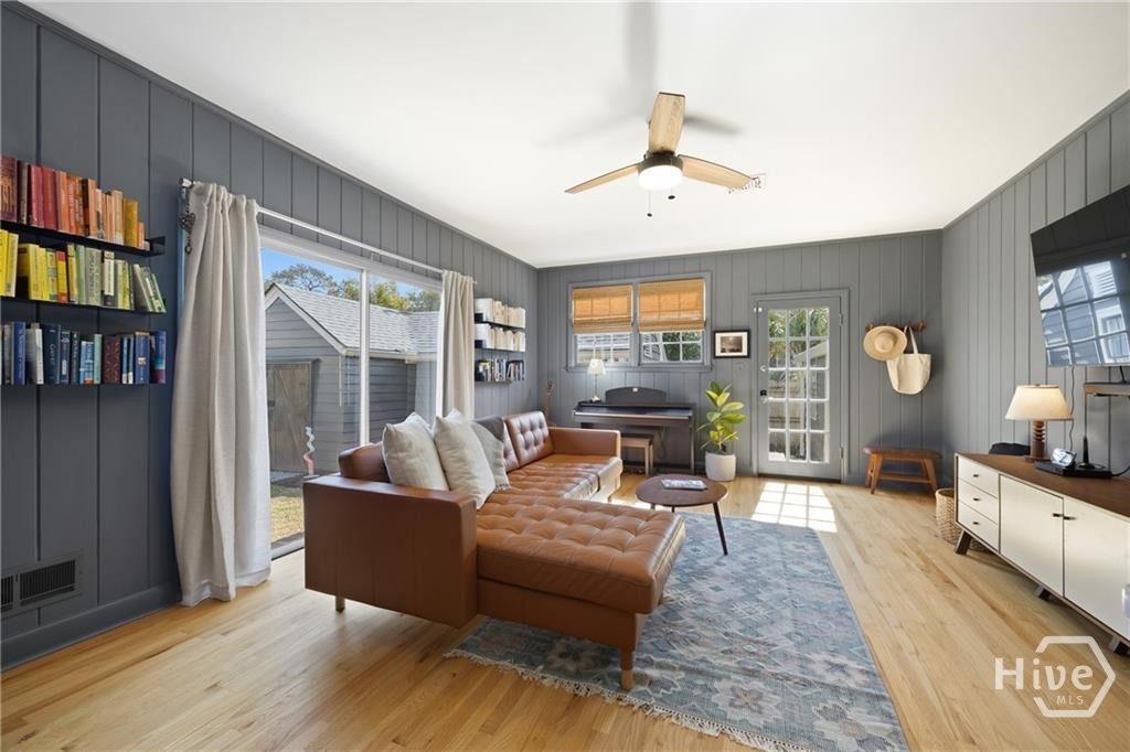 723 East 50th Street Savannah, GA 31405 - Photo 13 of 32