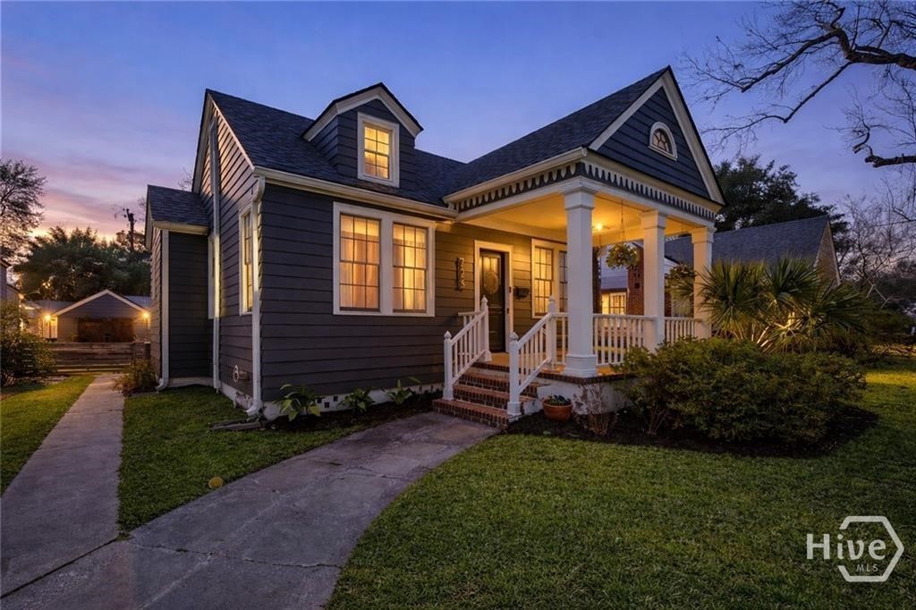 723 East 50th Street Savannah, GA 31405 - Photo 3 of 32