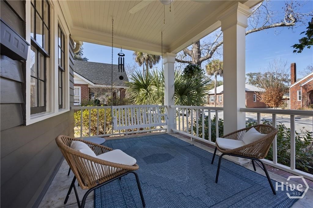 723 East 50th Street Savannah, GA 31405 - Photo 4 of 32