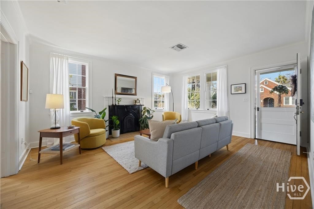 723 East 50th Street Savannah, GA 31405 - Photo 7 of 32