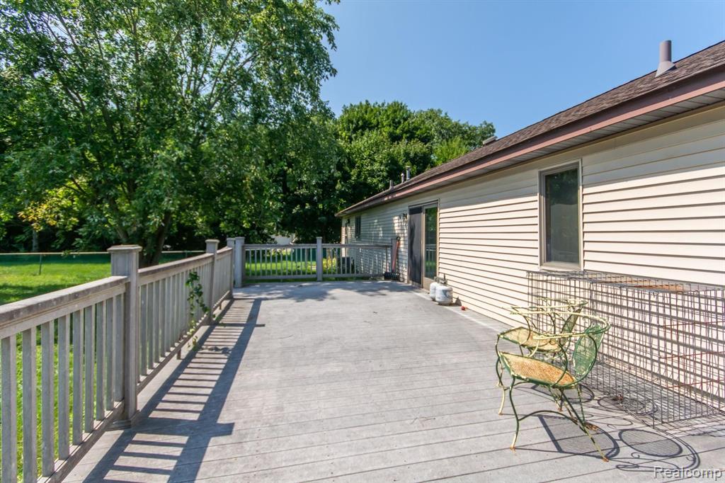49125 Hull Road Belleville, MI 48111 - Photo 26 of 32