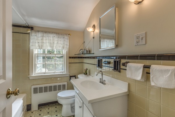 56 Meadowbrook Road Needham, MA 02492 - Photo 26 of 30 Gallery Image 26