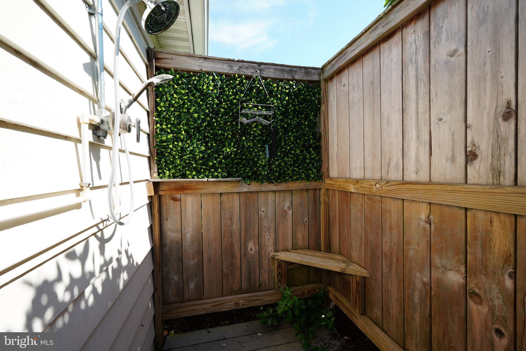 112 Lakeside Drive Lewes, DE 19958 - Photo 25 of 31 a view of outdoor space with wooden fence