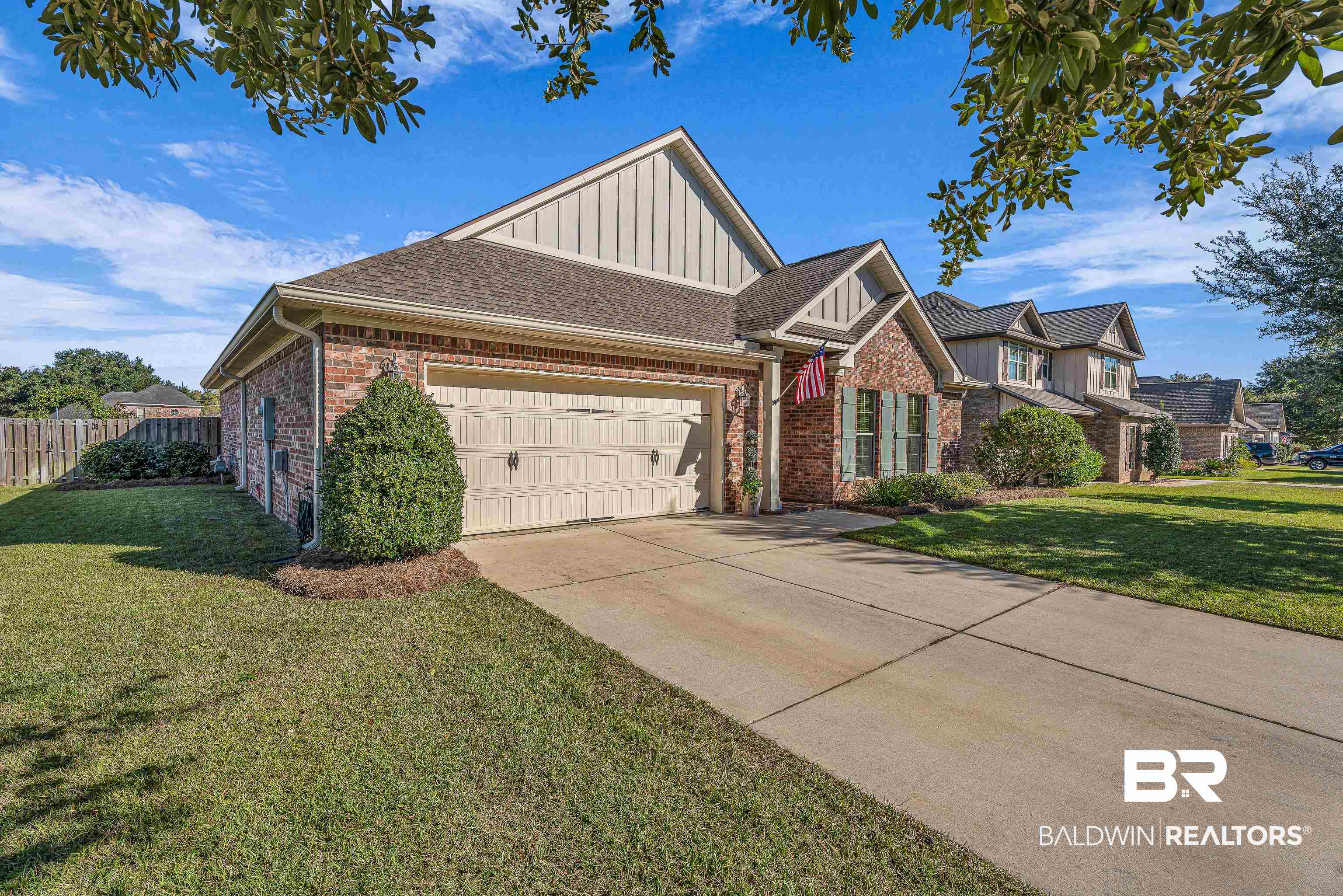 243 Hawthorne Circle Fairhope, AL 36532 - Photo 33 of 37 Double Garage