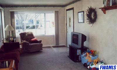 1209 Master Drive Decatur, IN 46733 - Photo 3 of 8
