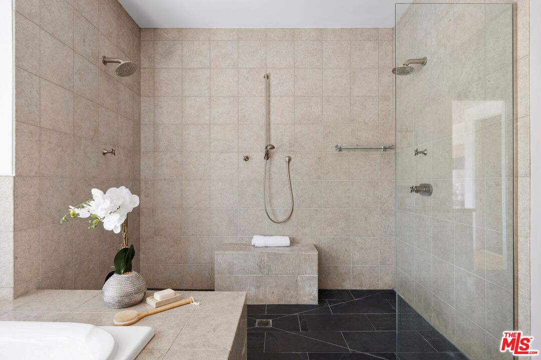 1939 Stradella Road Los Angeles, CA 90077 - Photo 17 of 36