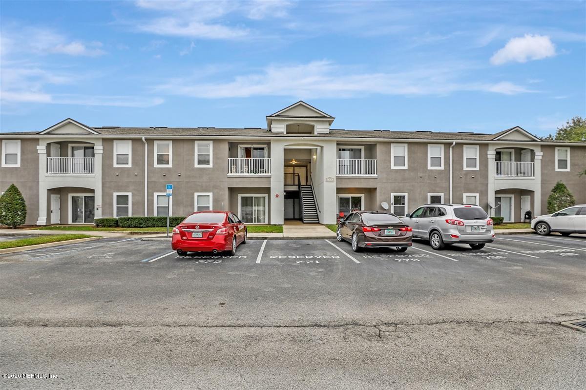 01-Exterior Front
