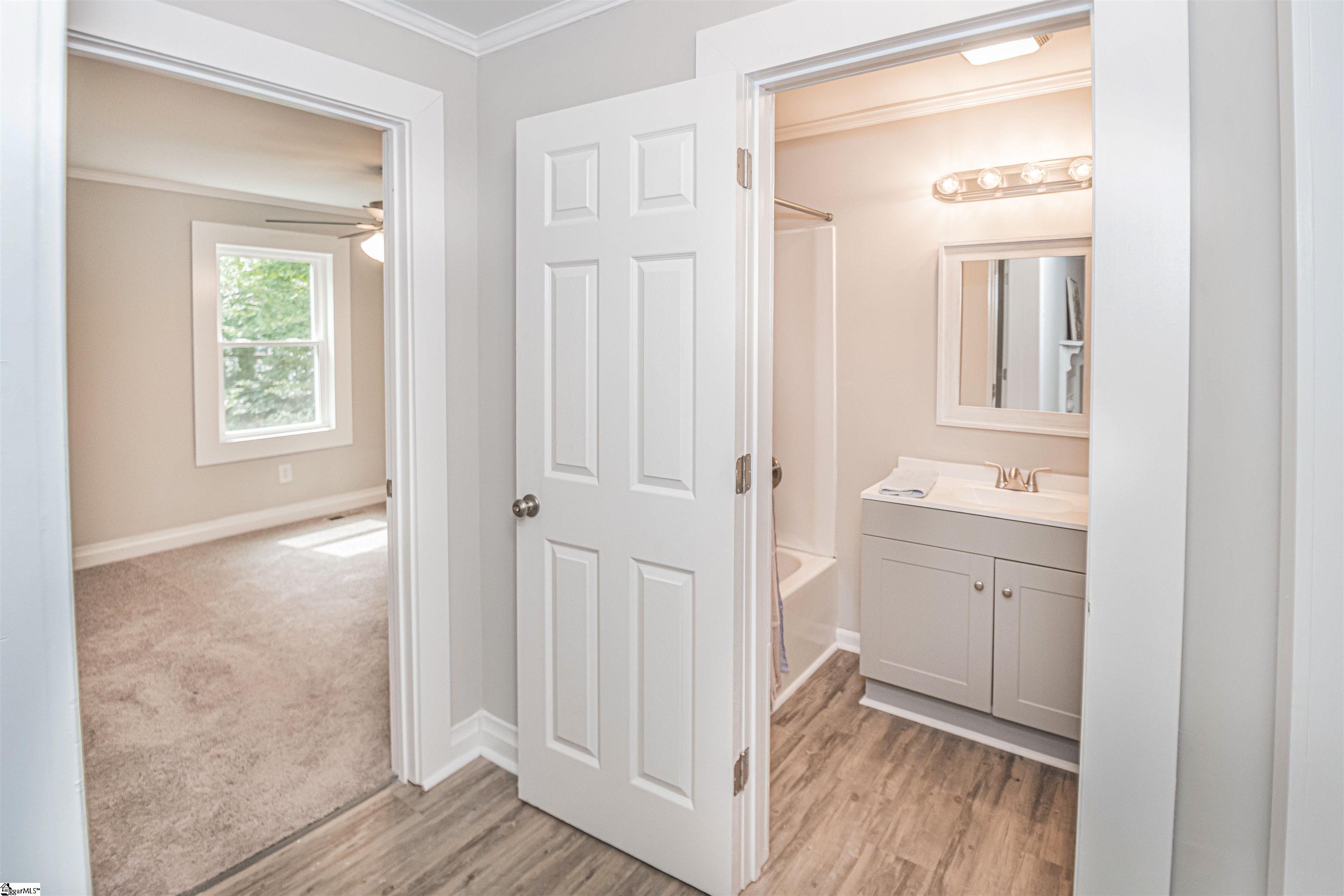 1011 Williamston Road Anderson, SC 29621 - Photo 12 of 34 Gallery Image 12