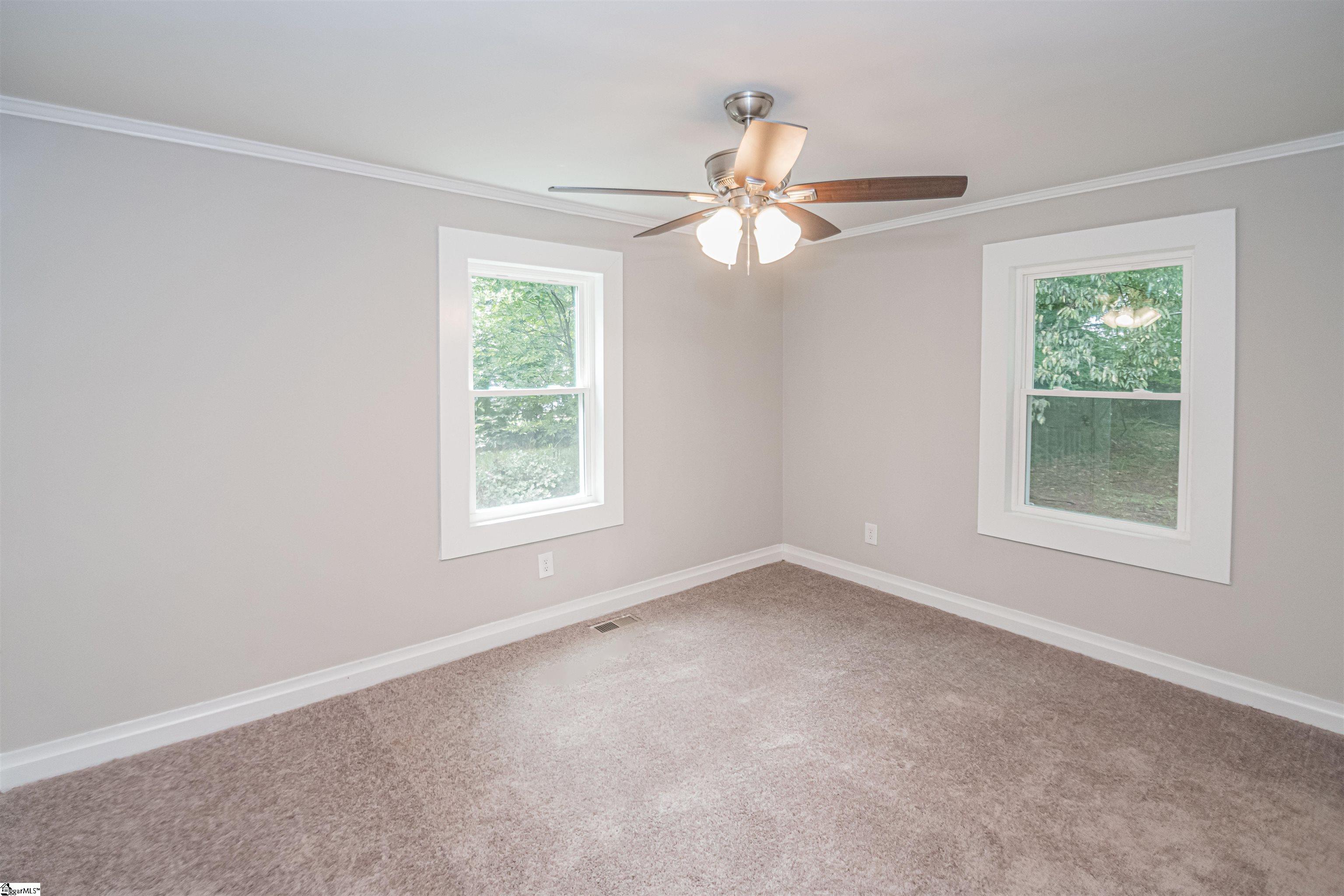 1011 Williamston Road Anderson, SC 29621 - Photo 29 of 34 Gallery Image 29