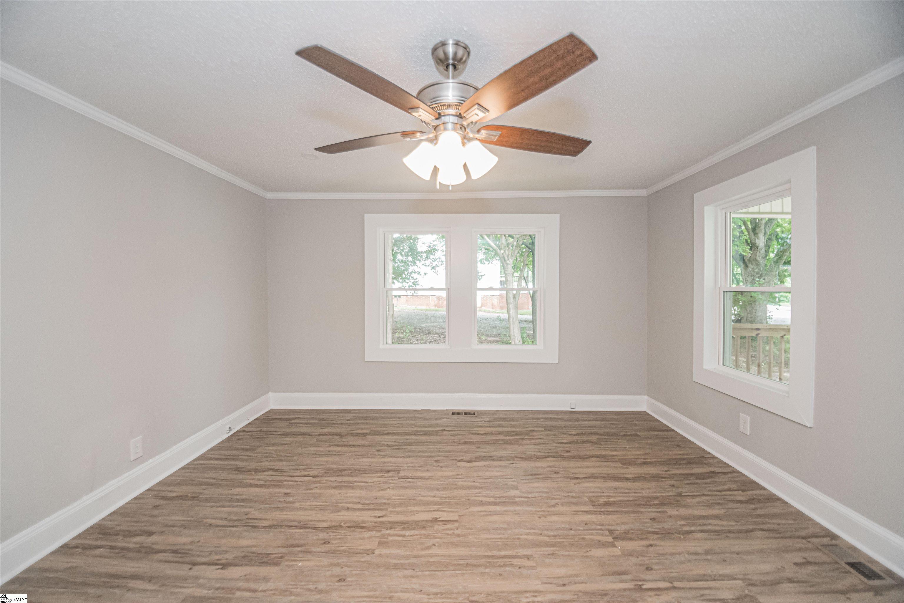 1011 Williamston Road Anderson, SC 29621 - Photo 9 of 34 Gallery Image 9