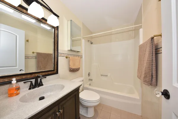 $137,900 | 11937 West Appleton Avenue, Unit 13, Milwaukee, WI 53224