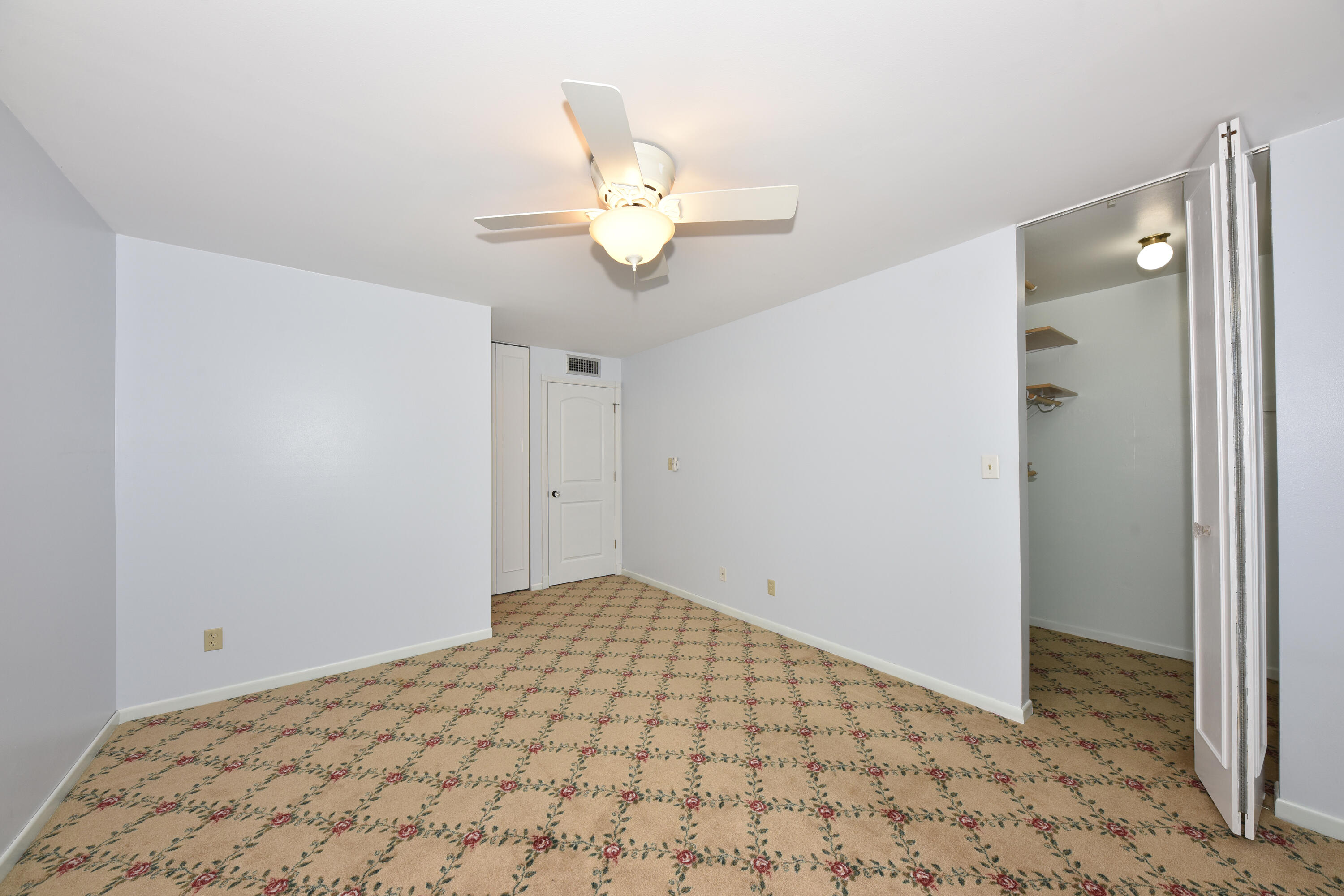 11937 West Appleton Avenue, Unit 13 Milwaukee, WI 53224 - Photo 26 of 43 EUP_1499