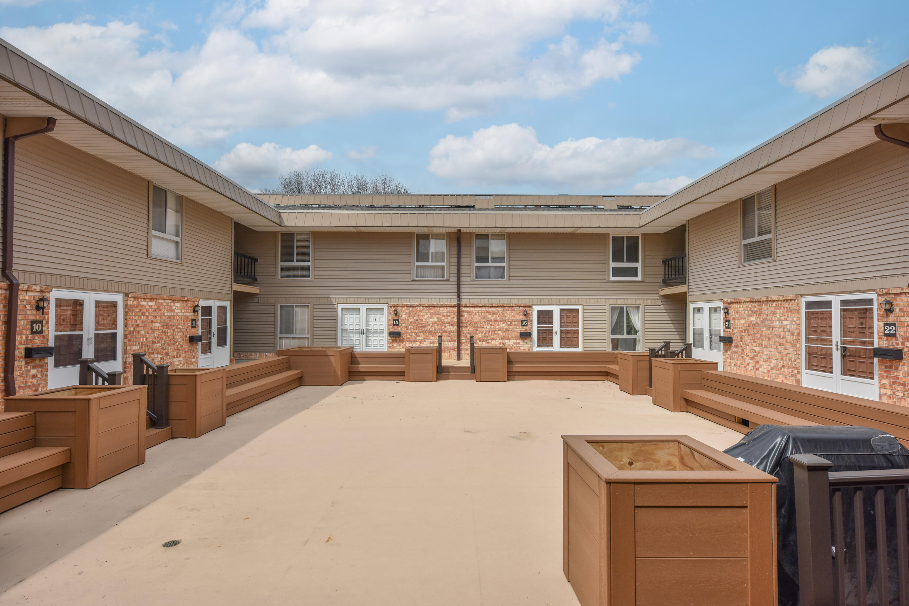 11937 West Appleton Avenue, Unit 13 Milwaukee, WI 53224 - Photo 32 of 43 EUP_1459-Edit